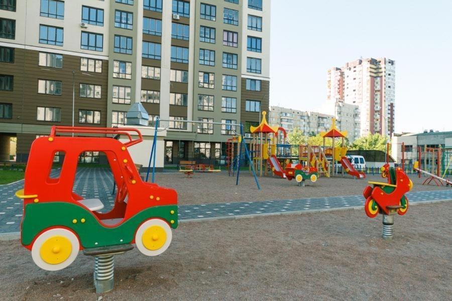 Видовая На 25 Этаже Kyiv Exterior foto